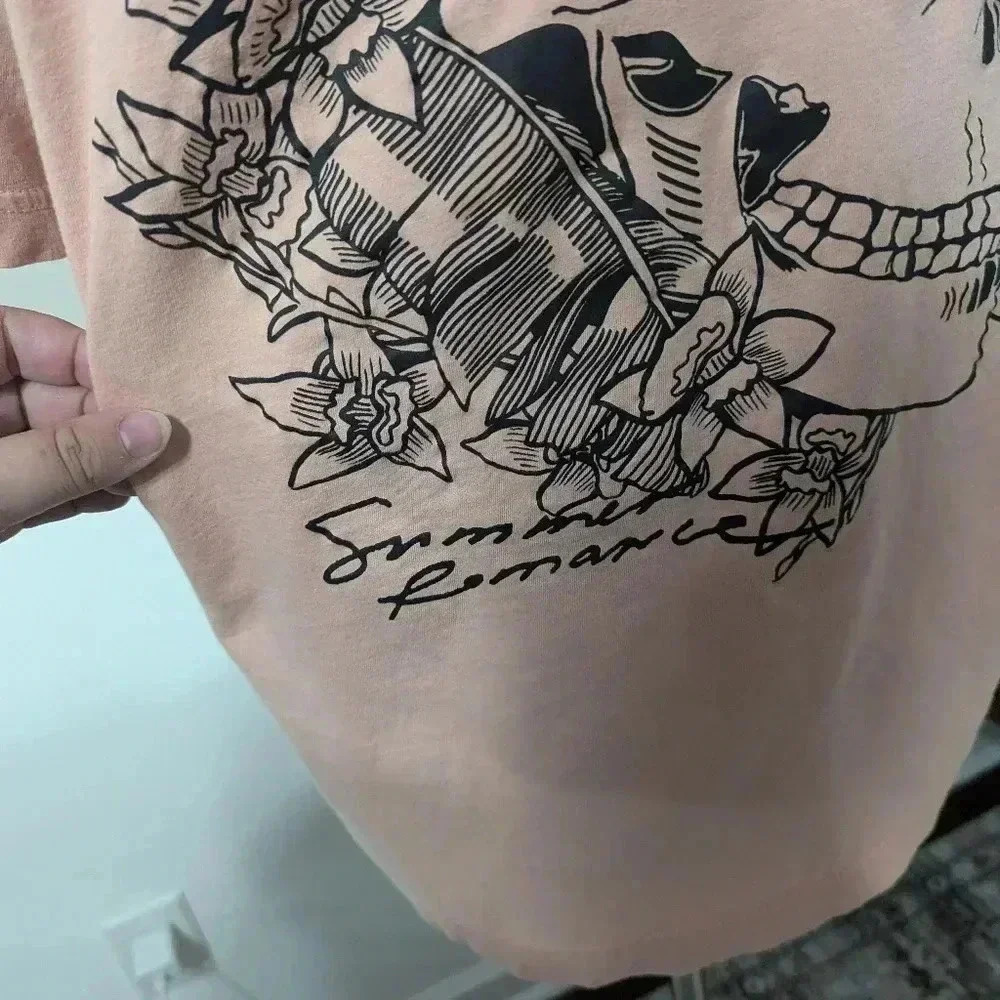 2/$10 H&M T Shirt - Picture 4 of 5